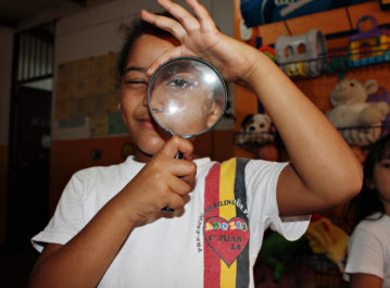 Learning magnifying glass